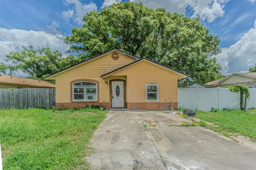 5512 20TH STREET ZEPHYRHILLS, FL 33542