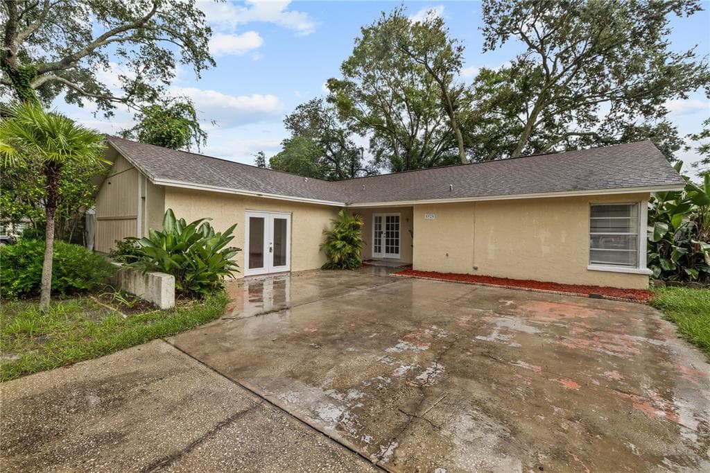 8529 RENALD BOULEVARD TEMPLE TERRACE, FL 33637