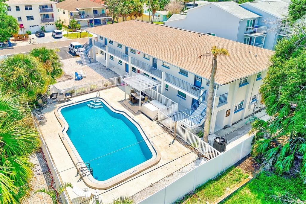 2308 1ST STREET UNIT 1 INDIAN ROCKS BEACH, FL 33785