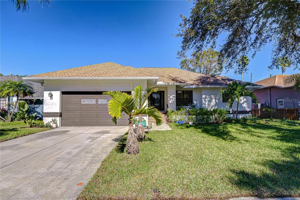 9731 62ND AVENUE N ST PETERSBURG, FL 33708