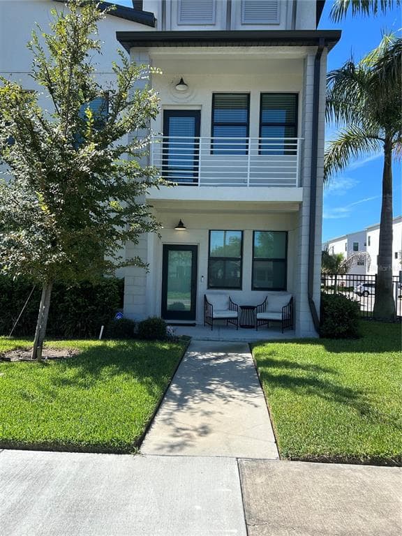 2556 13TH AVENUE N ST PETERSBURG, FL 33713