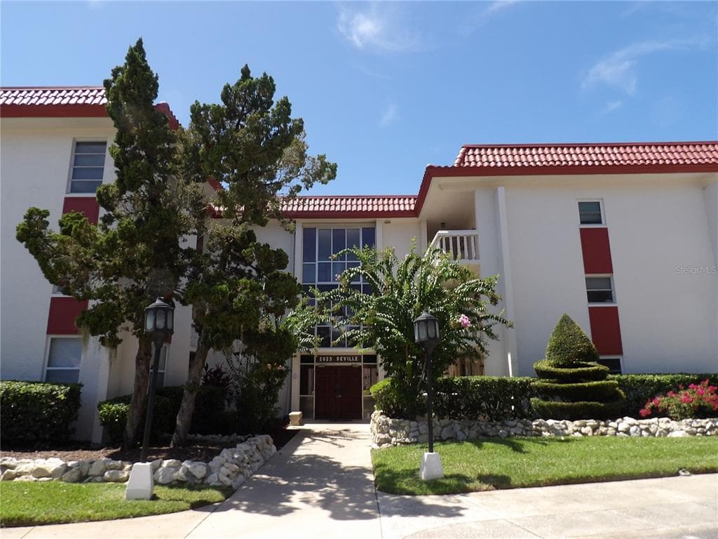 2623 SEVILLE BOULEVARD UNIT 111 CLEARWATER, FL 33764