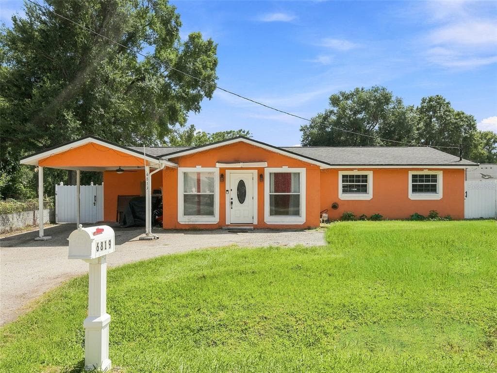6819 32ND AVENUE S TAMPA, FL 33619