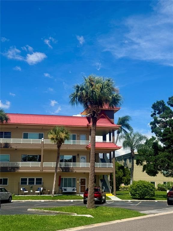 2402 ECUADORIAN WAY UNIT 40 CLEARWATER, FL 33763