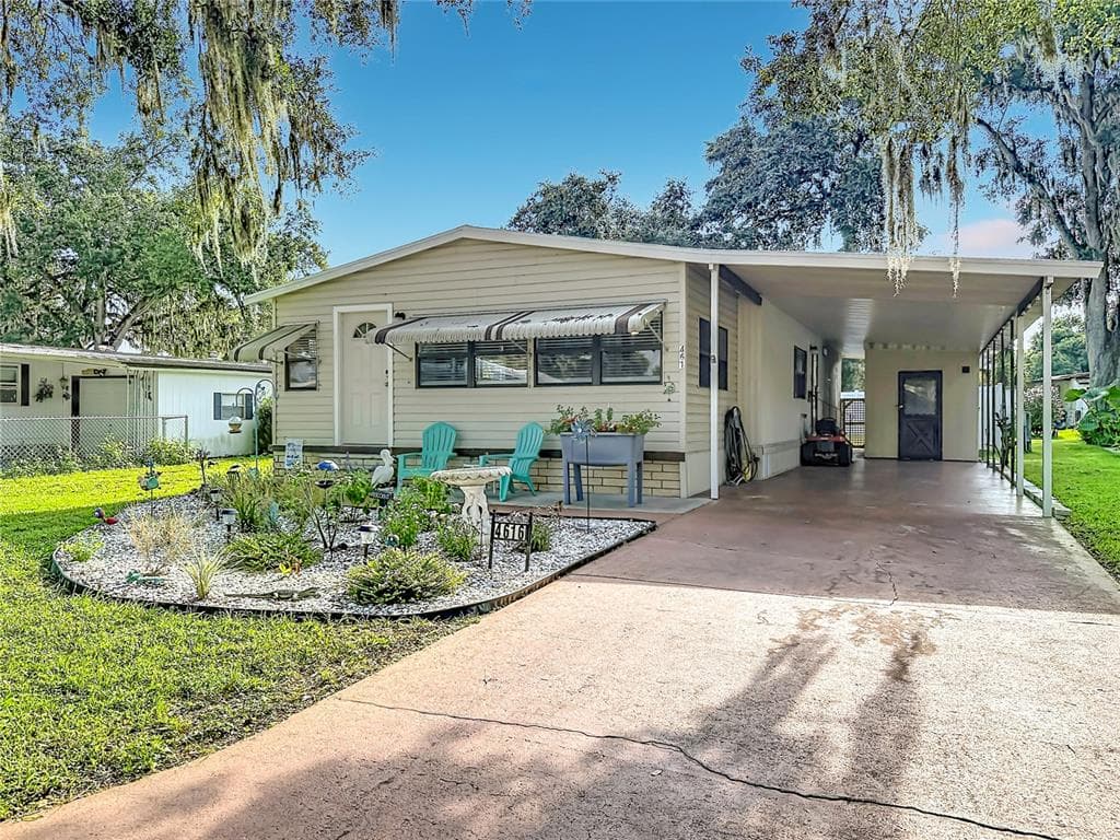 4616 OLIVE DRIVE