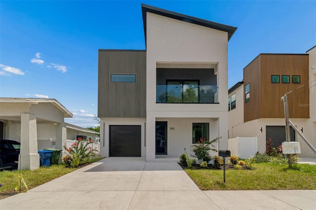 2907 N 21ST STREET TAMPA, FL 33605