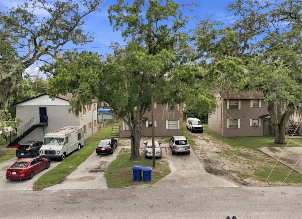 8602-8606 N 14TH STREET TAMPA, FL 33604