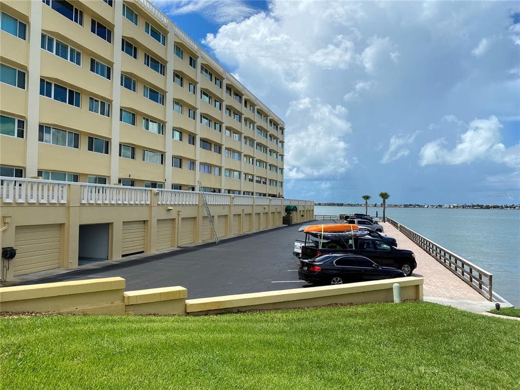 100 BLUFF VIEW DRIVE UNIT 603C BELLEAIR BLUFFS, FL 33770