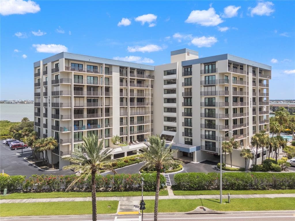 1501 GULF BOULEVARD UNIT 206 CLEARWATER, FL 33767