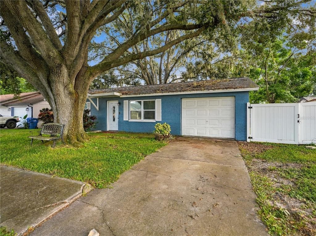 8104 BADGER LANE