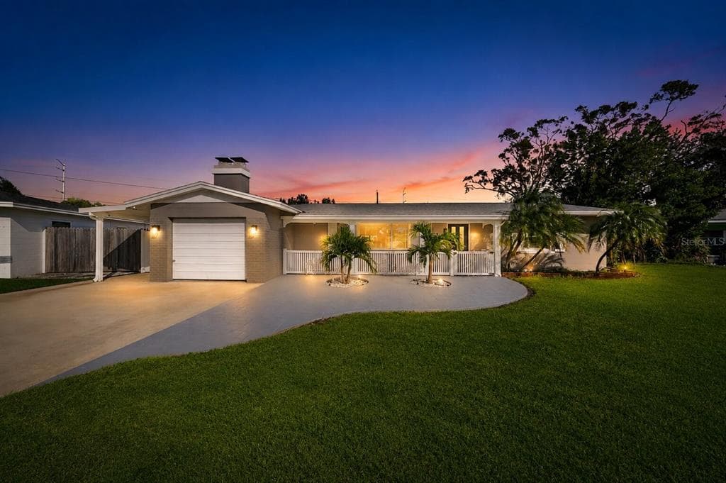 6101 37TH AVENUE N ST PETERSBURG, FL 33710