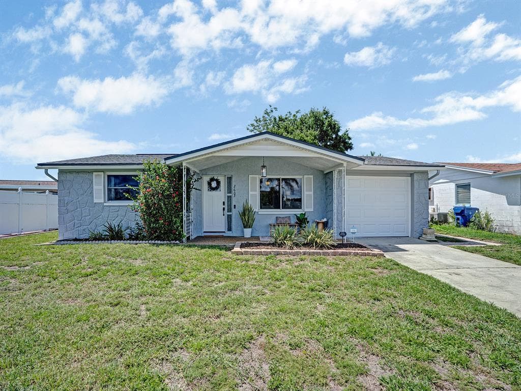 2603 SOCIETY DRIVE HOLIDAY, FL 34691