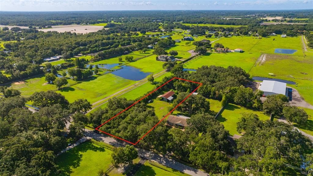 5701 MILEY ROAD PLANT CITY, FL 33565