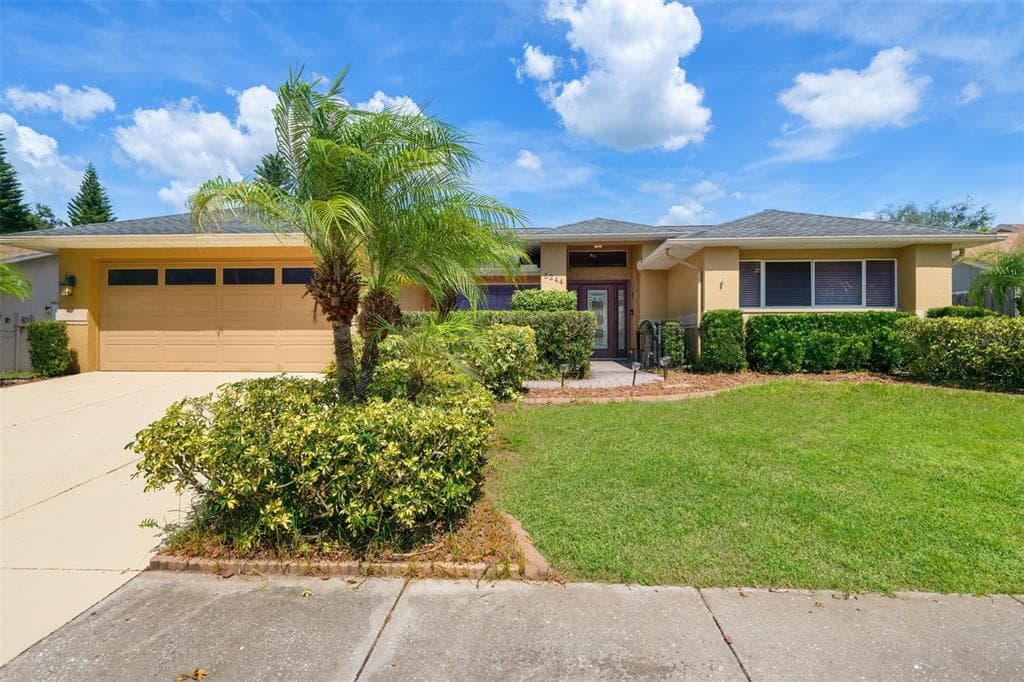 5244 SALTAMONTE DRIVE