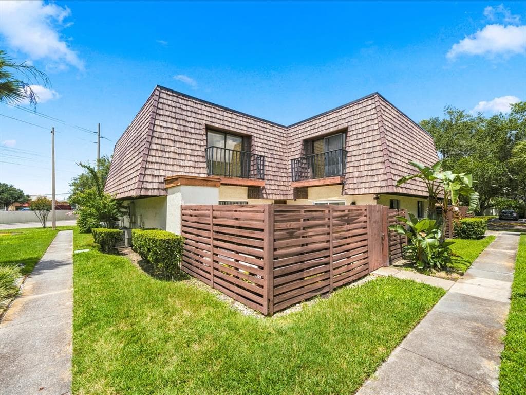 15446 E POND WOODS DRIVE UNIT 15446