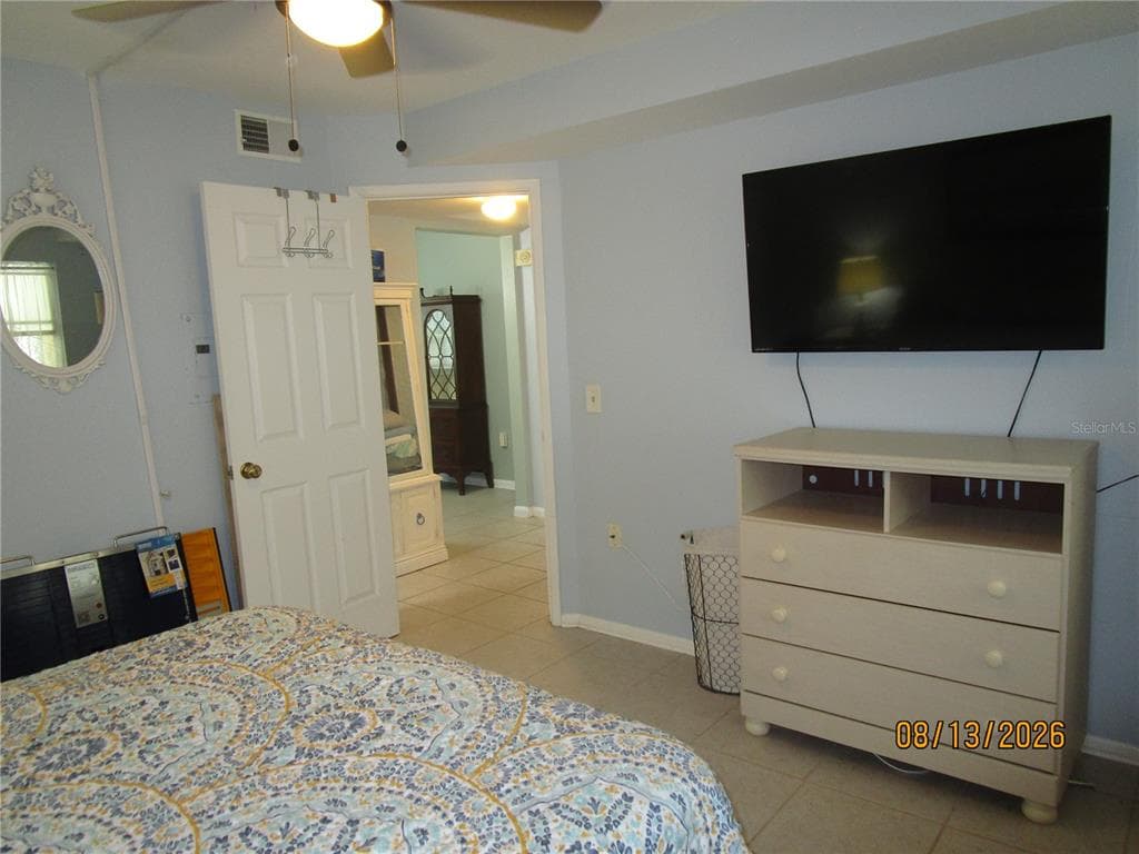 1900 59TH AVENUE N UNIT 115 ST PETERSBURG, FL 33714