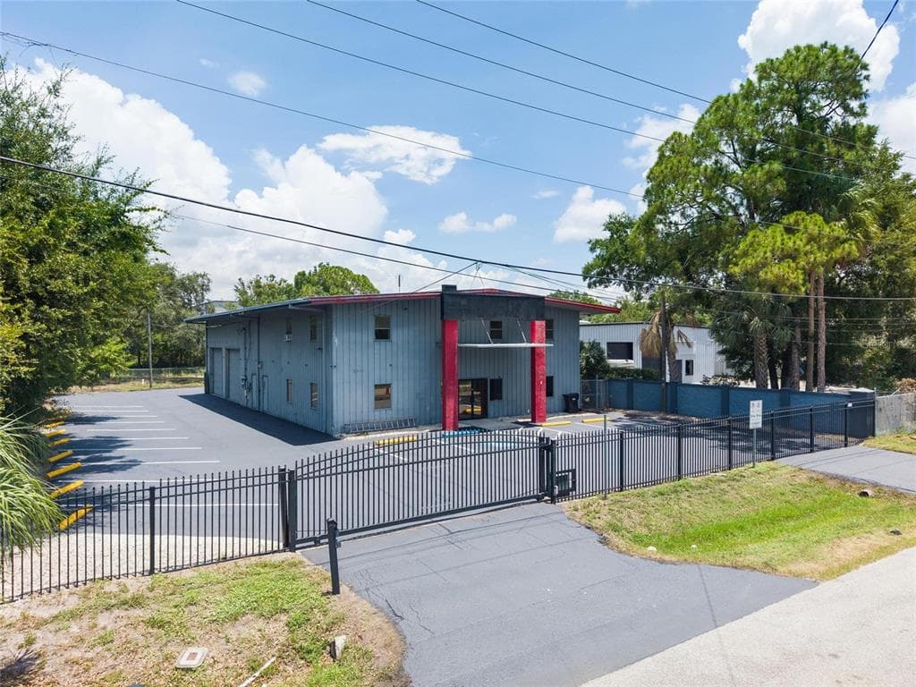 5021 W NASSAU STREET TAMPA, FL 33607