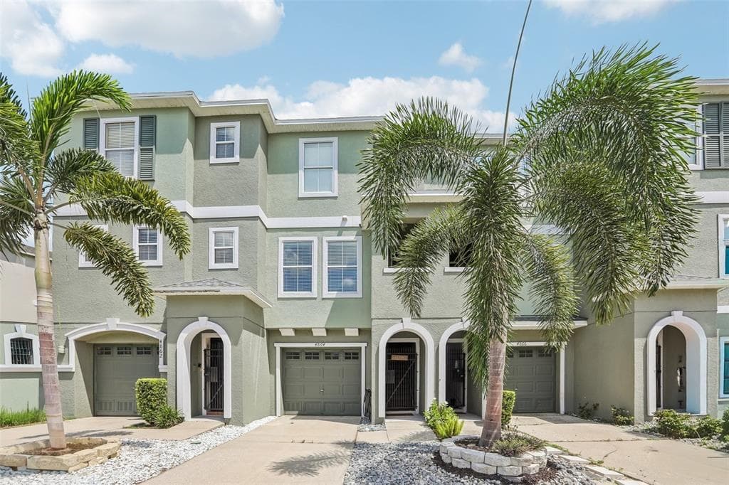 4864 TUSCAN LOON DRIVE TAMPA, FL 33619