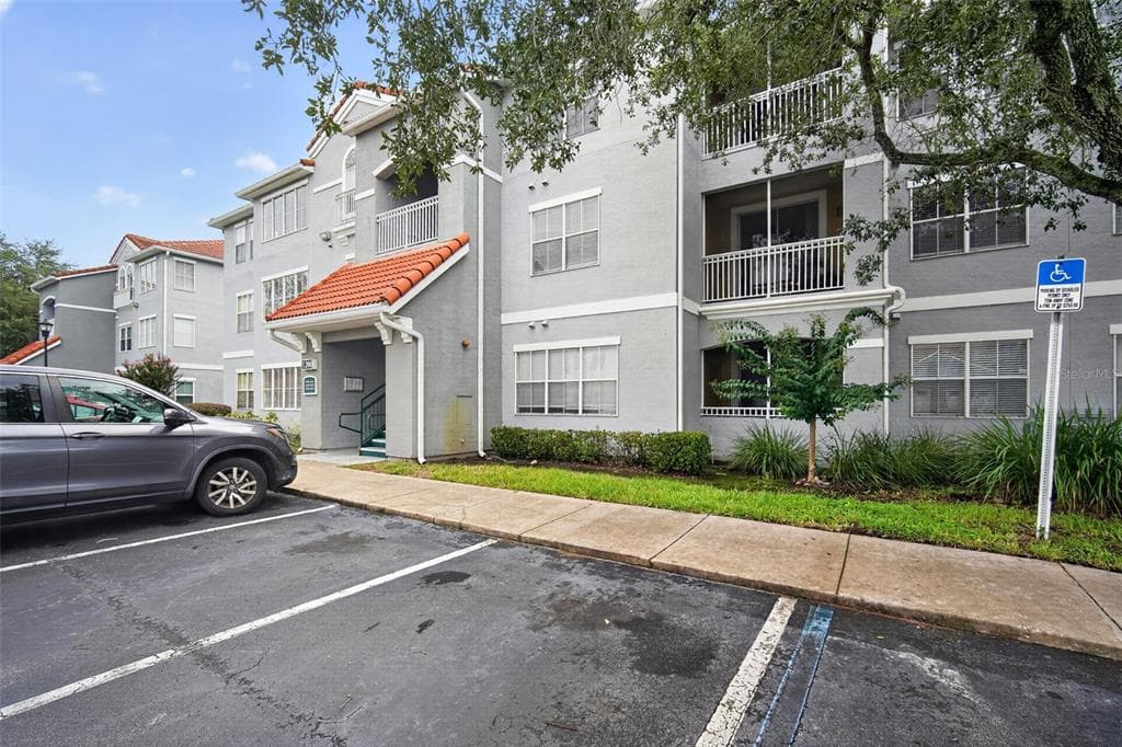 18001 RICHMOND PLACE DRIVE UNIT 1223 TAMPA, FL 33647
