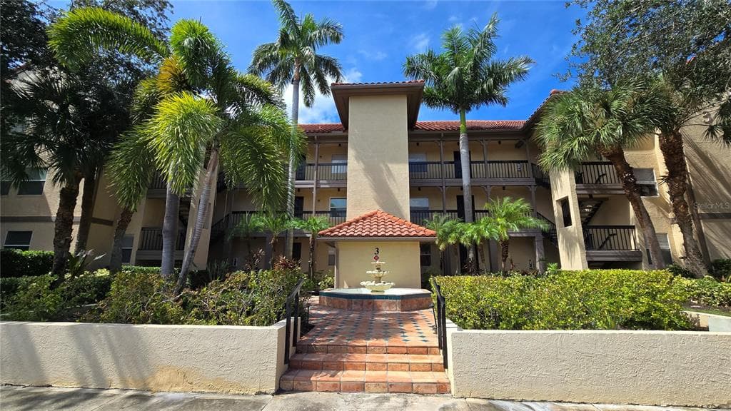 2400 FEATHER SOUND DRIVE UNIT 328 CLEARWATER, FL 33762