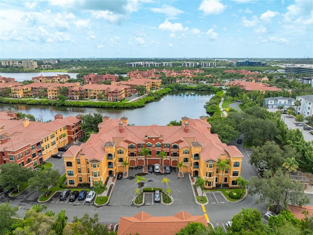 2717 VIA CIPRIANI UNIT 621B CLEARWATER, FL 33764
