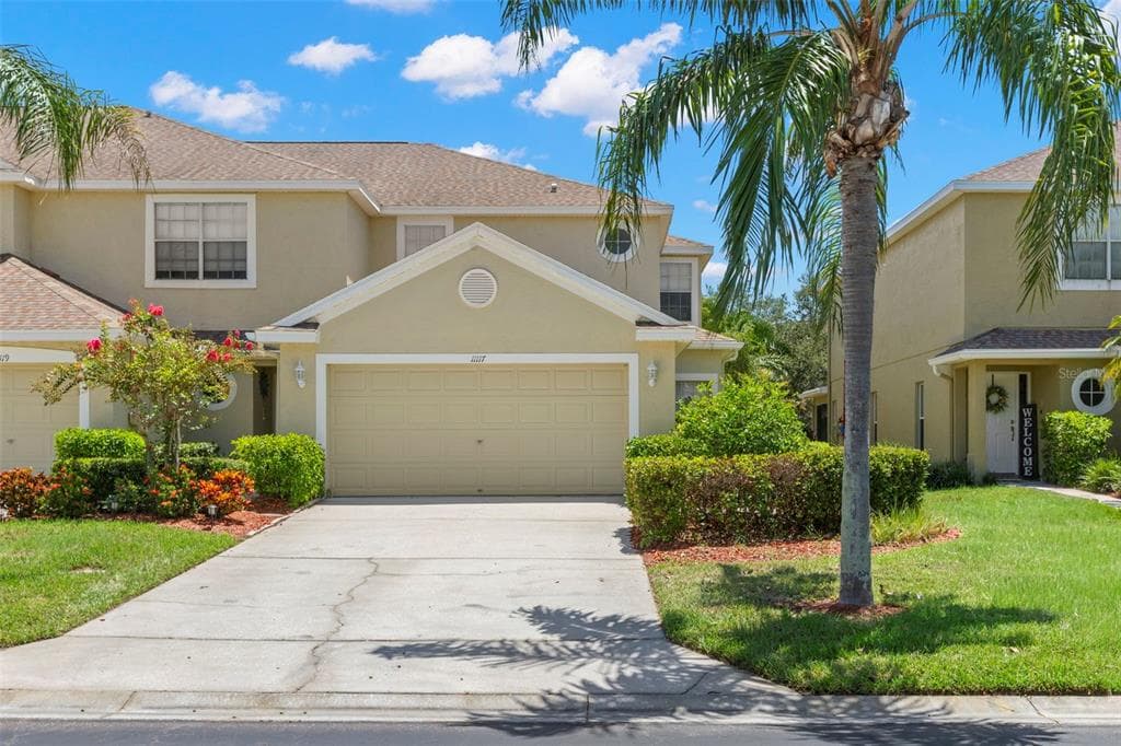 11117 KAPOK GRAND CIRCLE MADEIRA BEACH, FL 33708