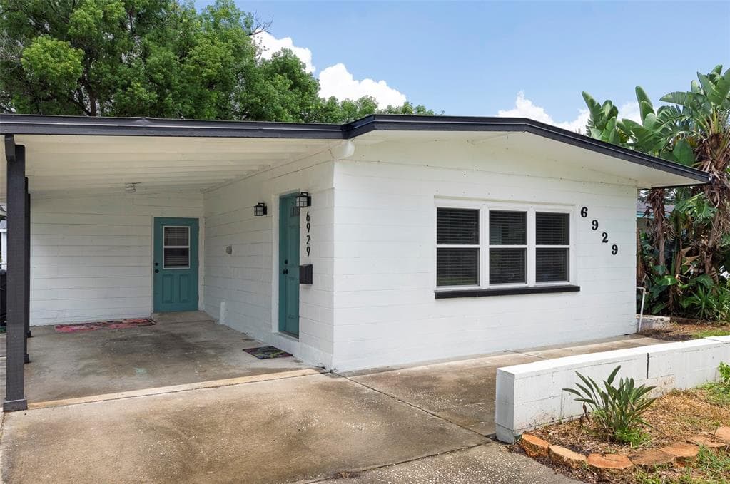 6929 39TH AVENUE N ST PETERSBURG, FL 33709