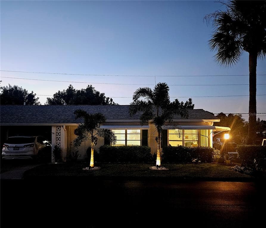 6061 CORAL WAY BRADENTON, FL 34207