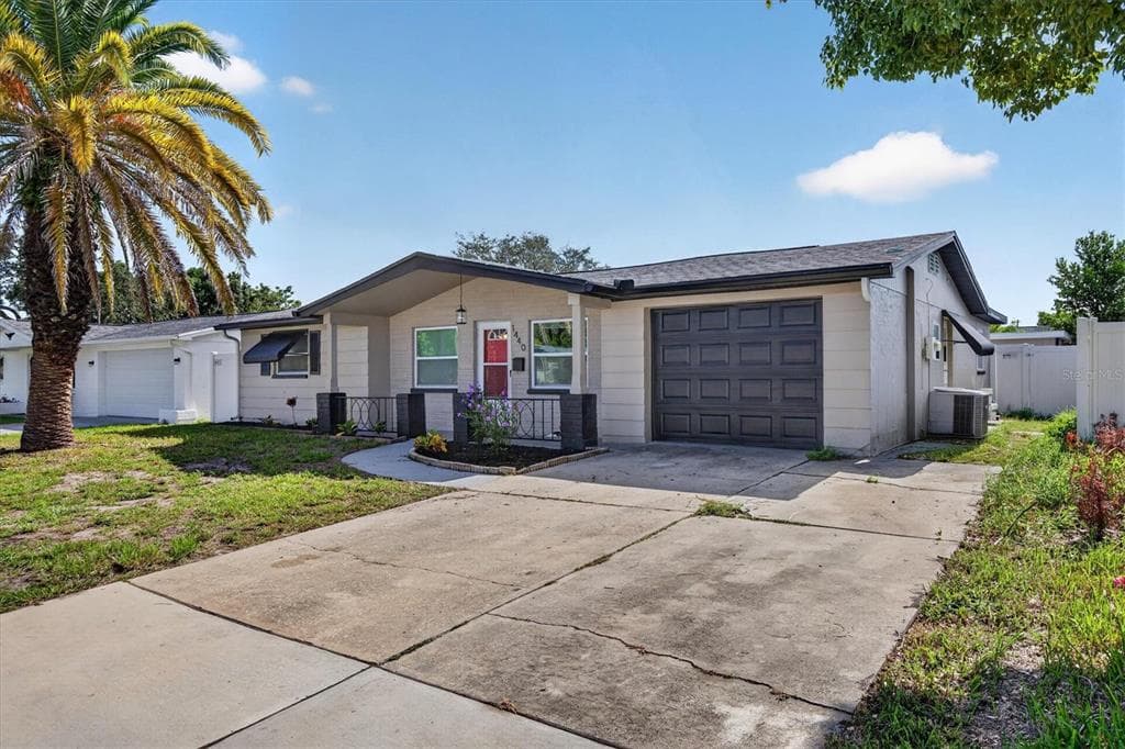 1440 NORMANDY BOULEVARD HOLIDAY, FL 34691