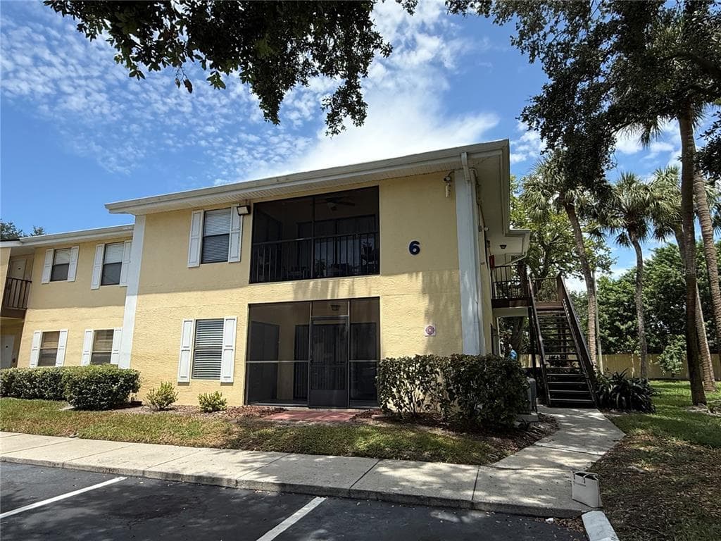3001 58TH AVENUE S UNIT 613 ST PETERSBURG, FL 33712