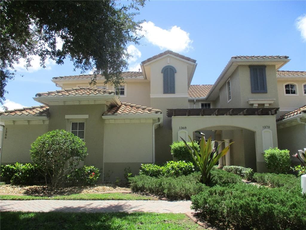 1368 EMERALD DUNES DRIVE UNIT 20 SUN CITY CENTER, FL 33573