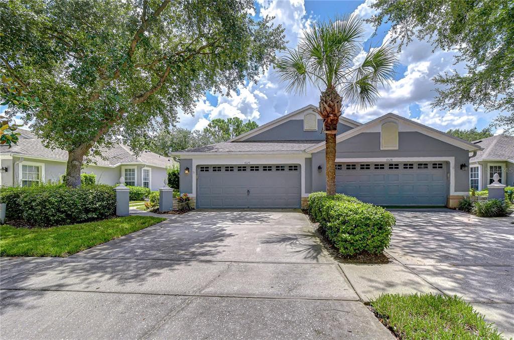 6026 SANDHILL RIDGE DRIVE LITHIA, FL 33547