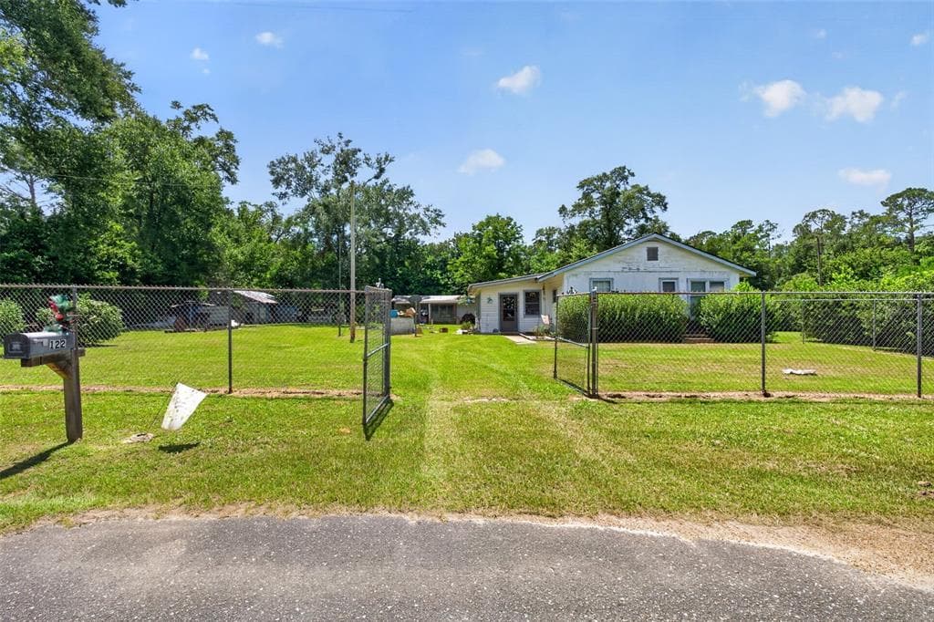 122 HILTY CIRCLE WEWAHITCHKA, FL 32465