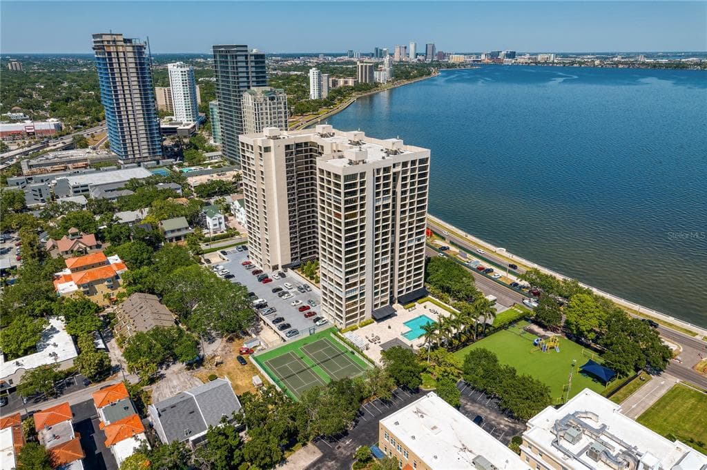 3301 BAYSHORE BOULEVARD UNIT 1101E TAMPA, FL 33629