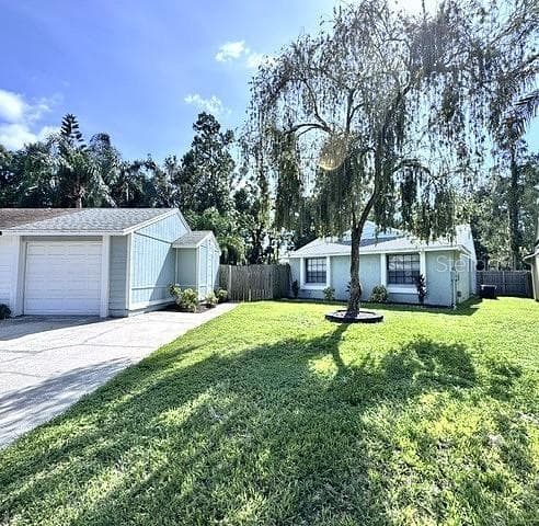 16004 GRASS LAKE DRIVE TAMPA, FL 33618