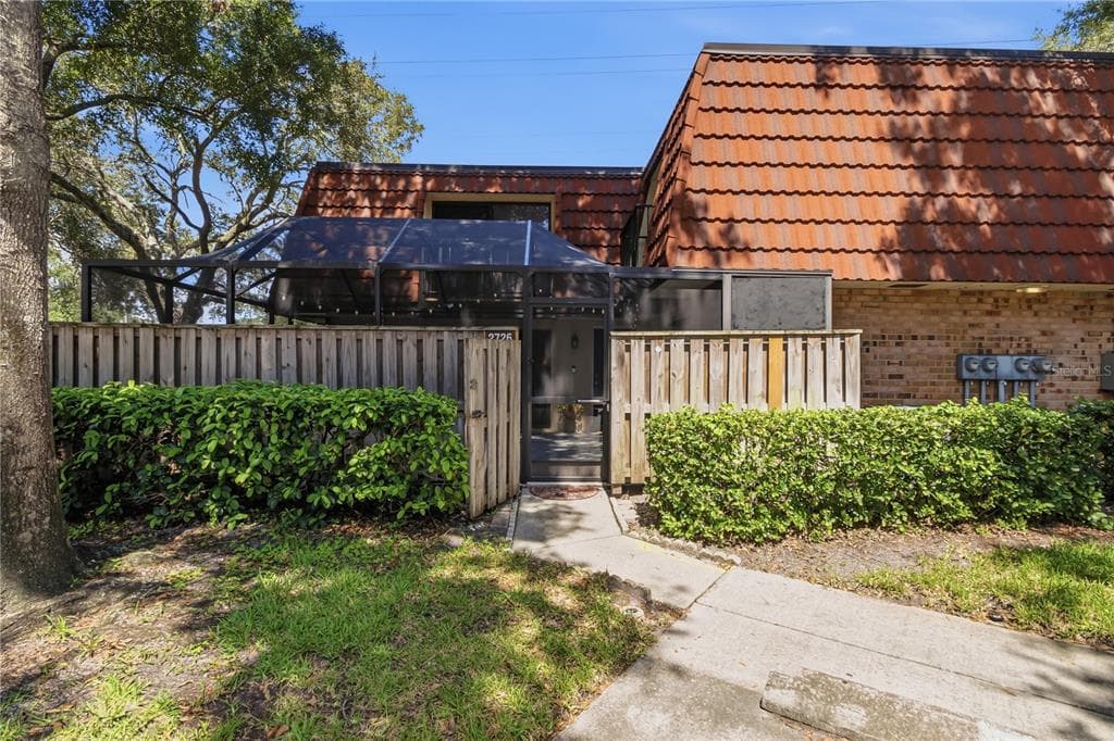 2726 14TH COURT PALM HARBOR, FL 34684