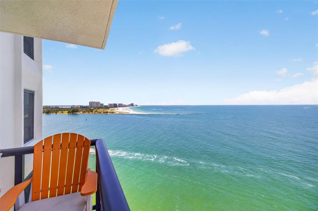 440 S GULFVIEW BOULEVARD UNIT 1407 CLEARWATER, FL 33767