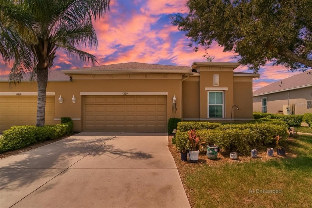 980 PEMBROKE POINT WAY UNIT 5 SUN CITY CENTER, FL 33573