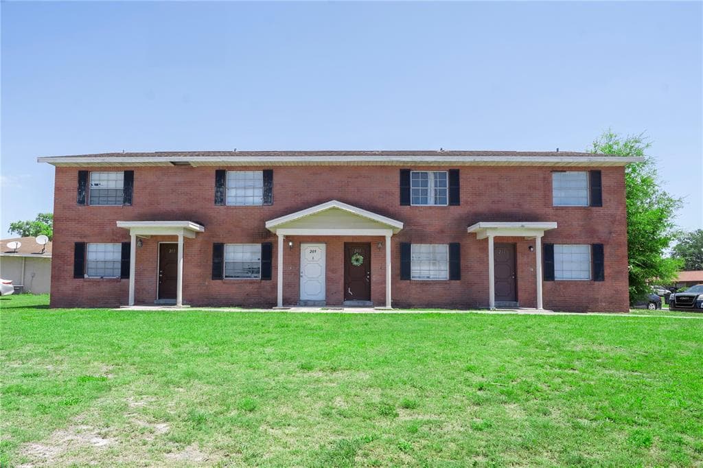 201 CENTURY BOULEVARD UNIT A AUBURNDALE, FL 33823