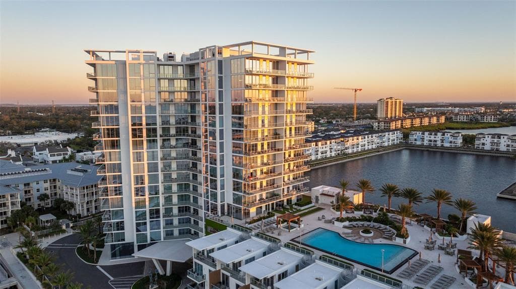 5120 MARINA WAY UNIT 16002 TAMPA, FL 33611