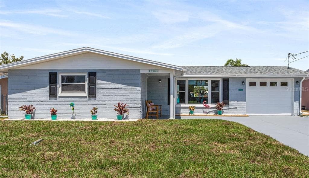 12700 5TH ISLE HUDSON, FL 34667