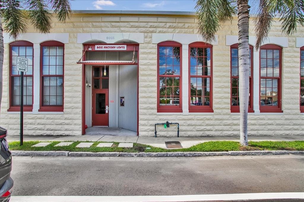 2001 E 2ND AVENUE UNIT 24 TAMPA, FL 33605