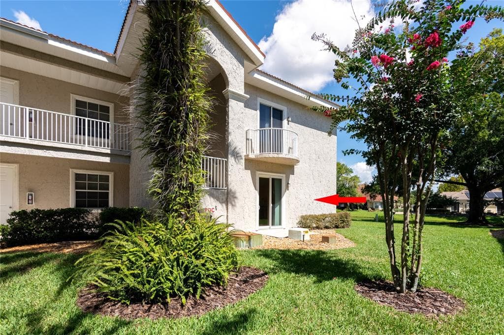 6815 DALI AVENUE UNIT 101 LAND O LAKES, FL 34637