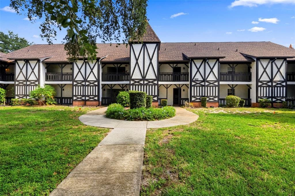 200 N BAYSHORE BOULEVARD UNIT 105 CLEARWATER, FL 33759
