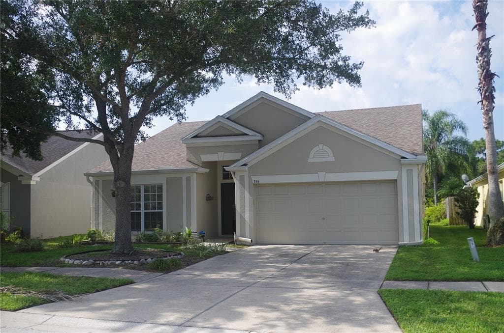 933 SUMMER BREEZE DRIVE BRANDON, FL 33511