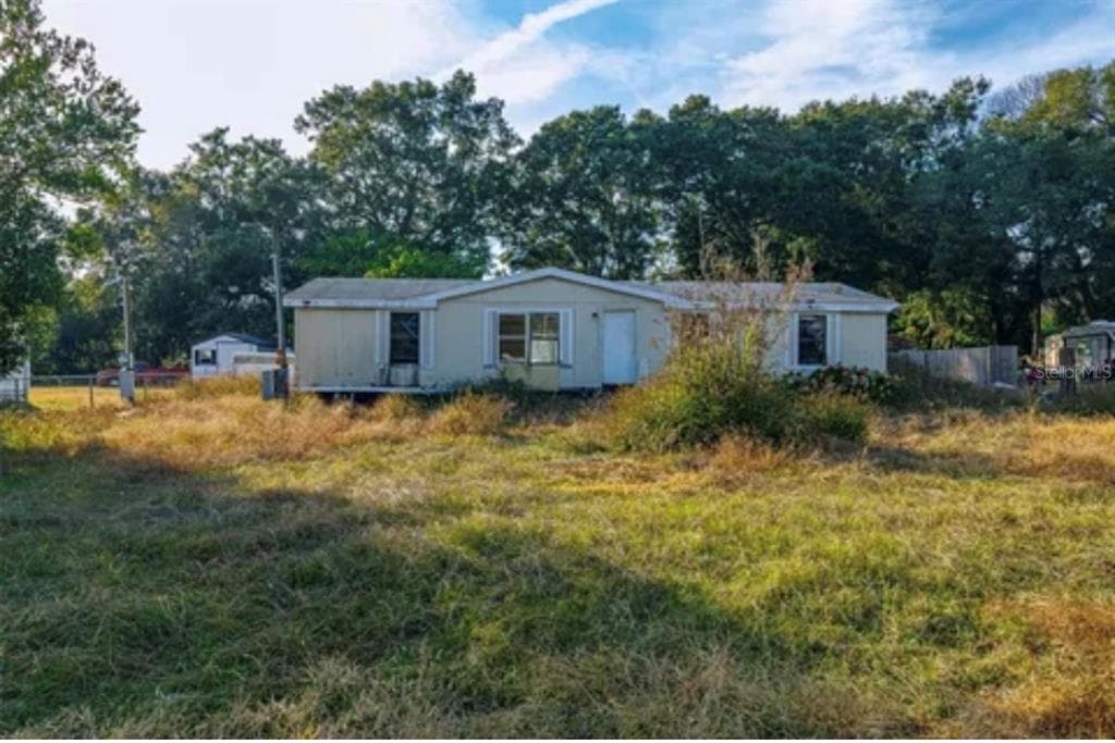 13114 SE 32ND COURT BELLEVIEW, FL 34420