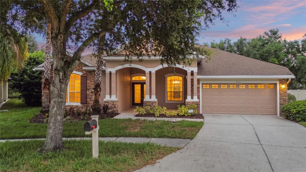 7051 DERWENT GLEN CIRCLE LAND O LAKES, FL 34637