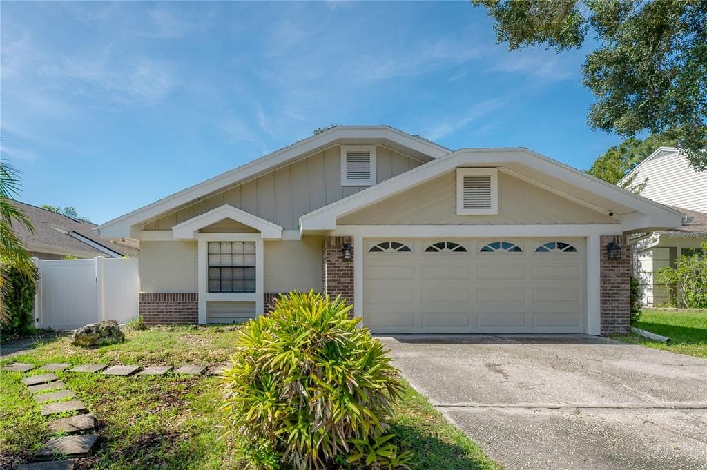 5026 CYPRESS TRACE DRIVE TAMPA, FL 33624