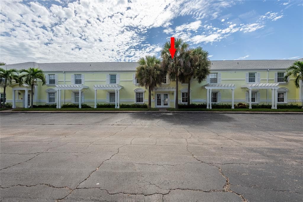 5132 BEACH DRIVE SE UNIT C