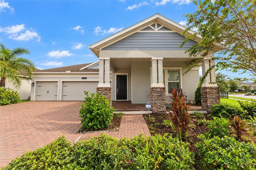 10899 LONGLEAF WOODS DRIVE ORLANDO, FL 32832